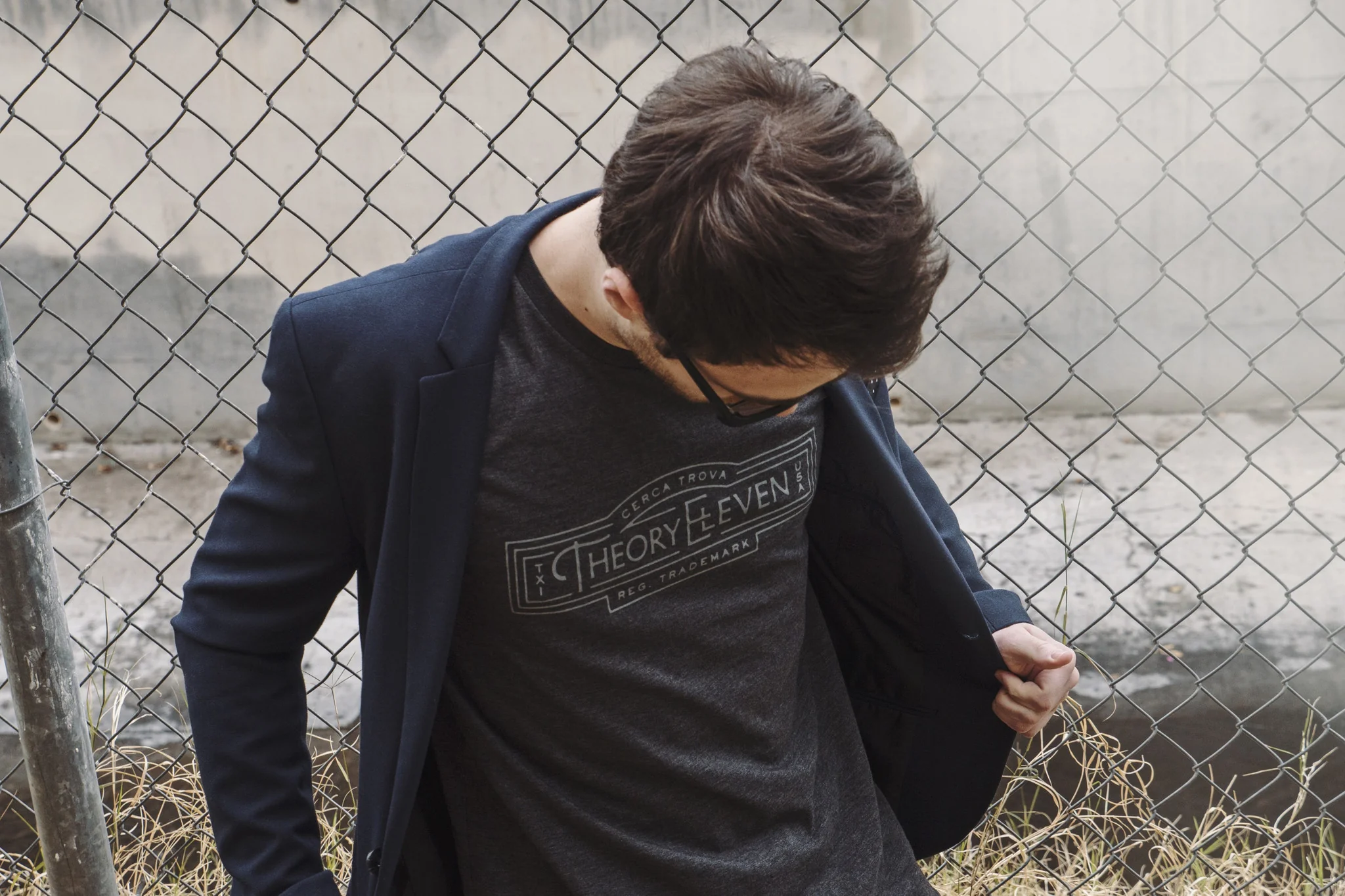 Badge Logo Tee - Image 7