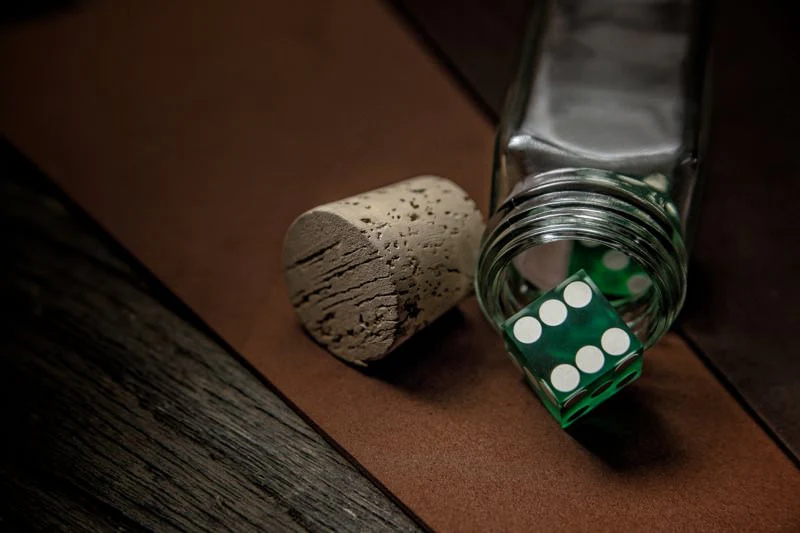 Casino Gaff Dice by Jason England - Image 10