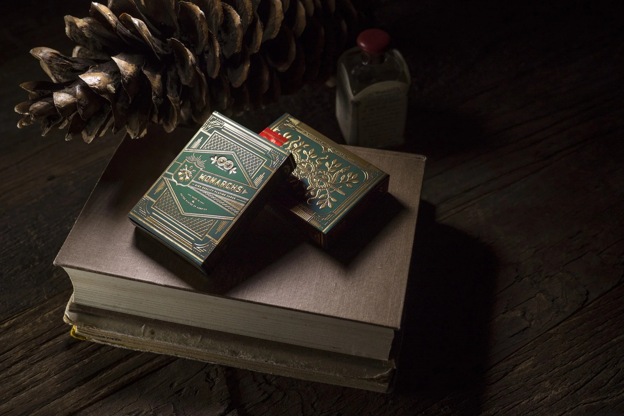 Green Monarch Playing Cards - Image 8