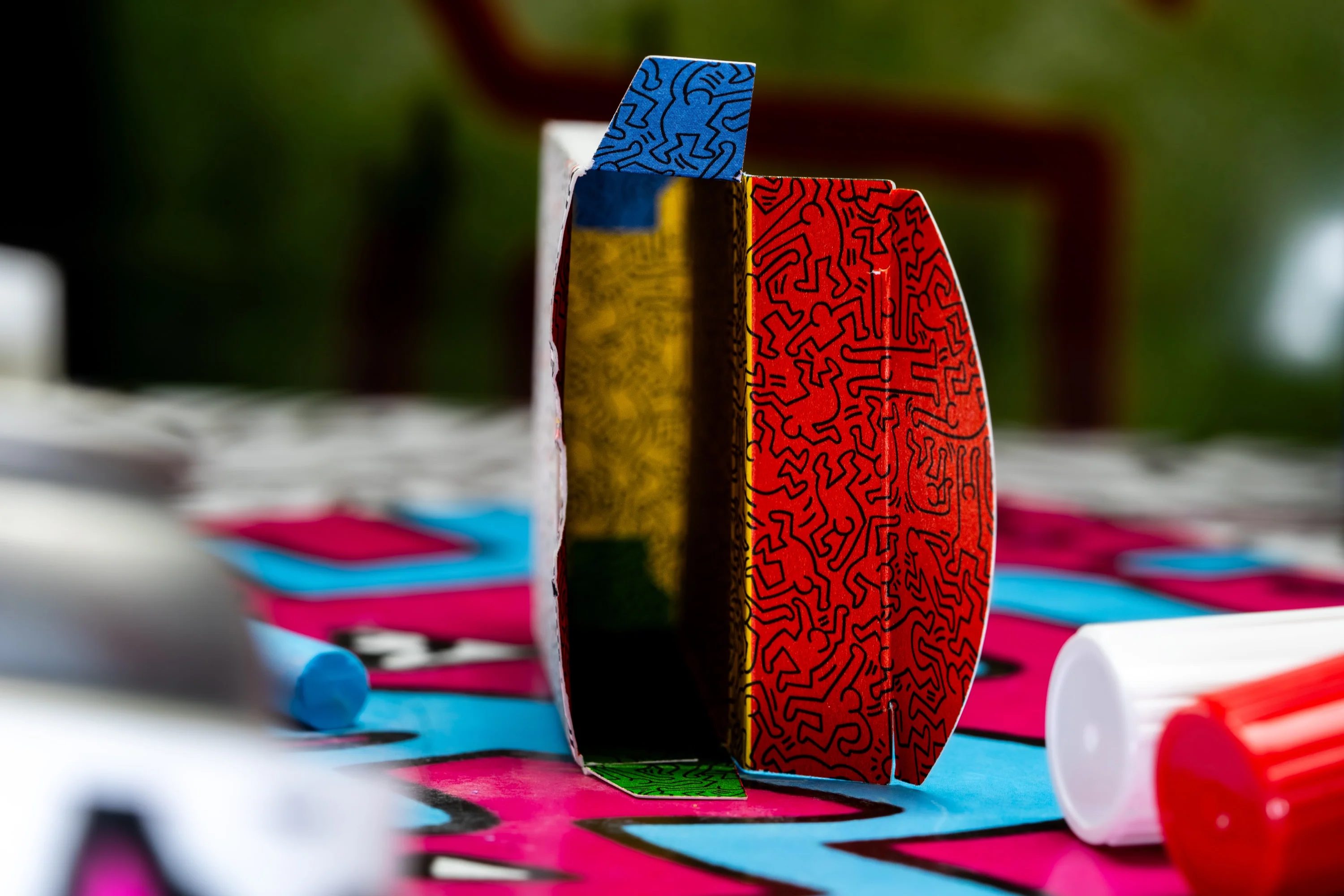 Keith Haring Playing Cards - Image 12