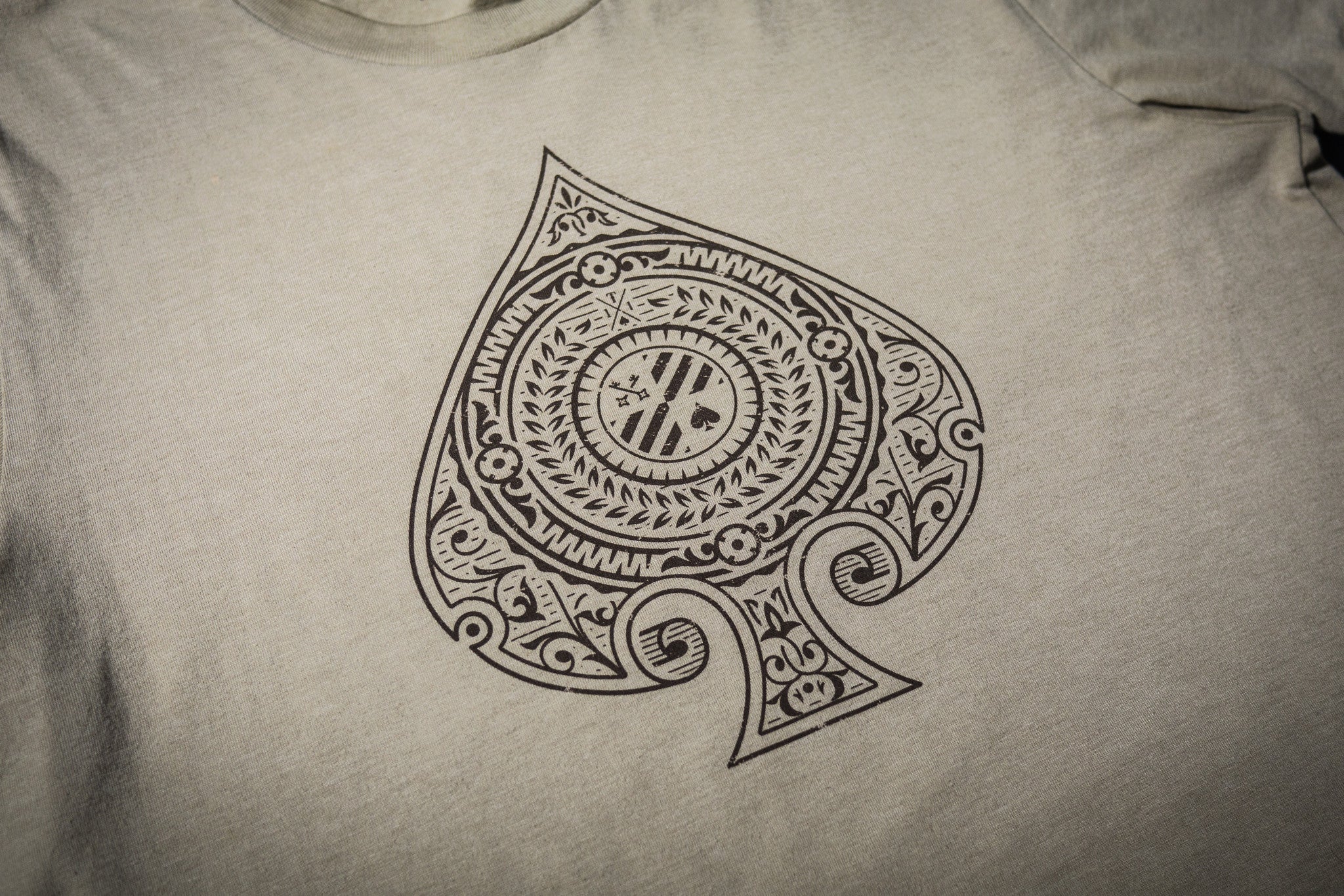 Medallion Spade Emblem Shirt - Image 9