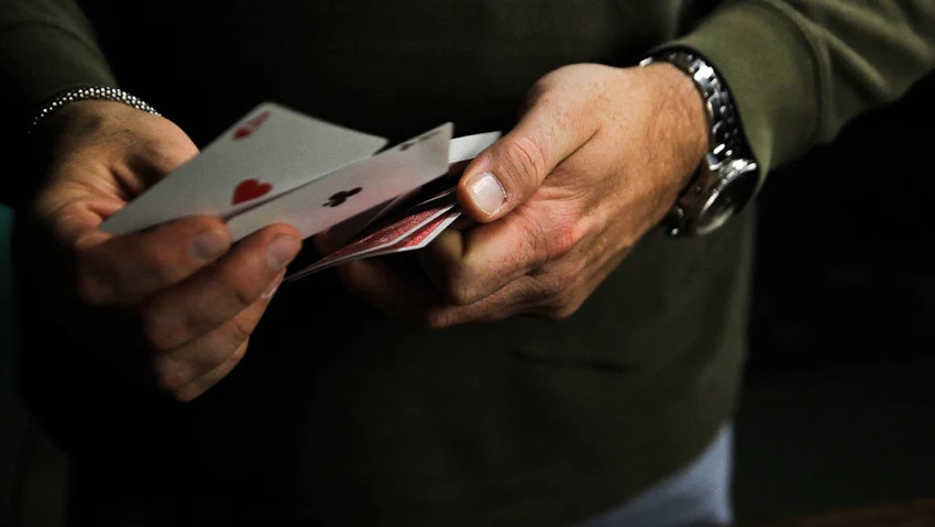 Single Card Straddle Pass by Jason England - Image 11
